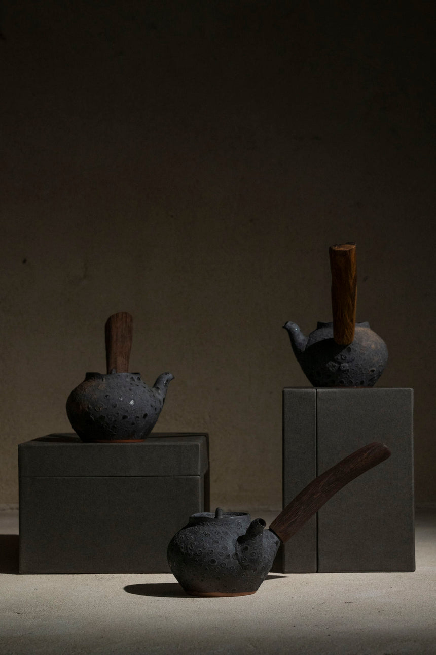 Wood Handle Teapot | 250ml | Dark
