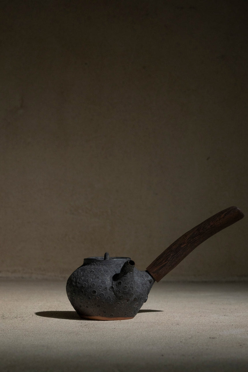Wood Handle Teapot | 250ml | Dark