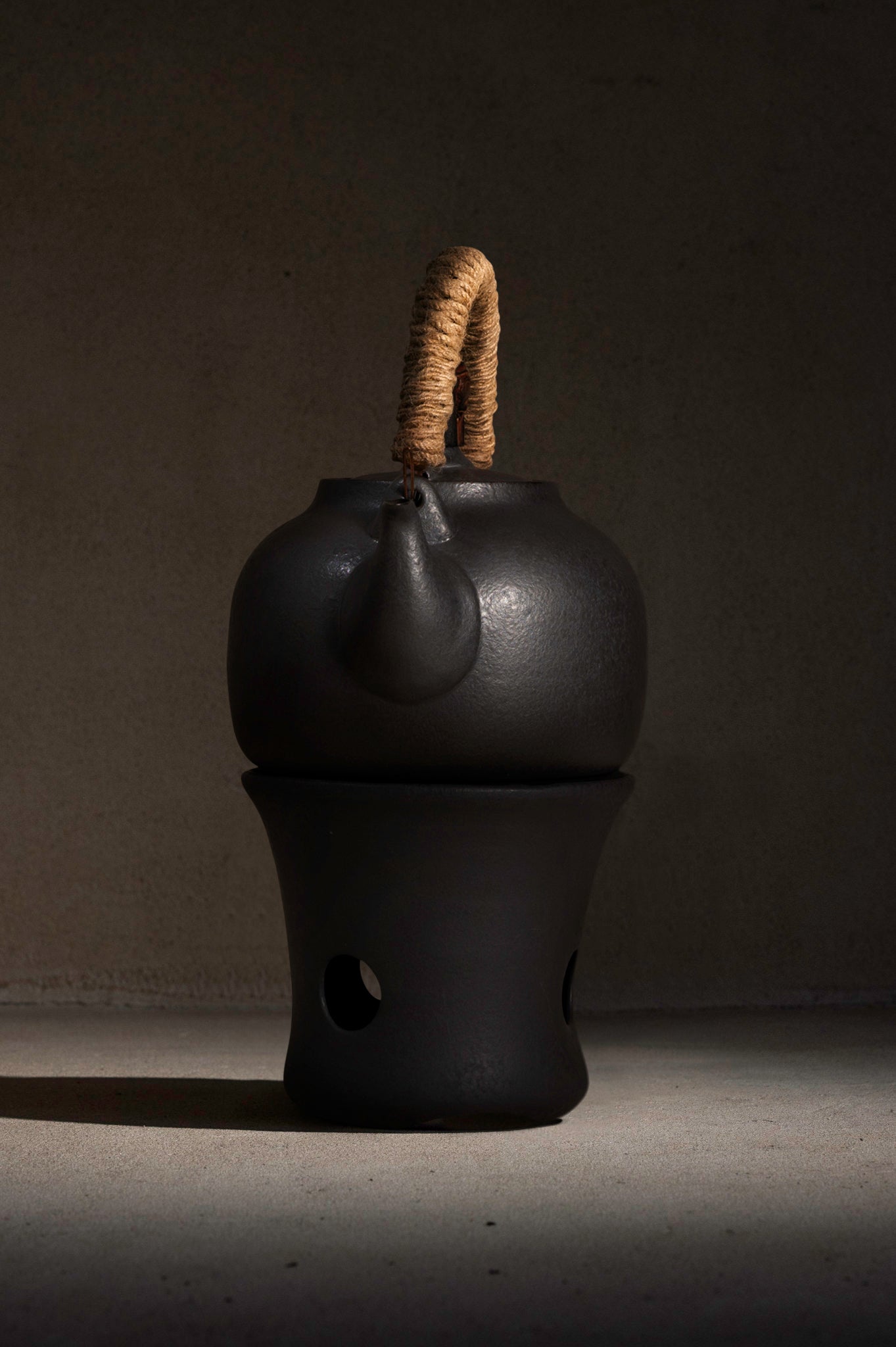 Obsidian Kettle | Studio Range | 2300ml
