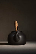 Obsidian Kettle | Studio Range | 2300ml