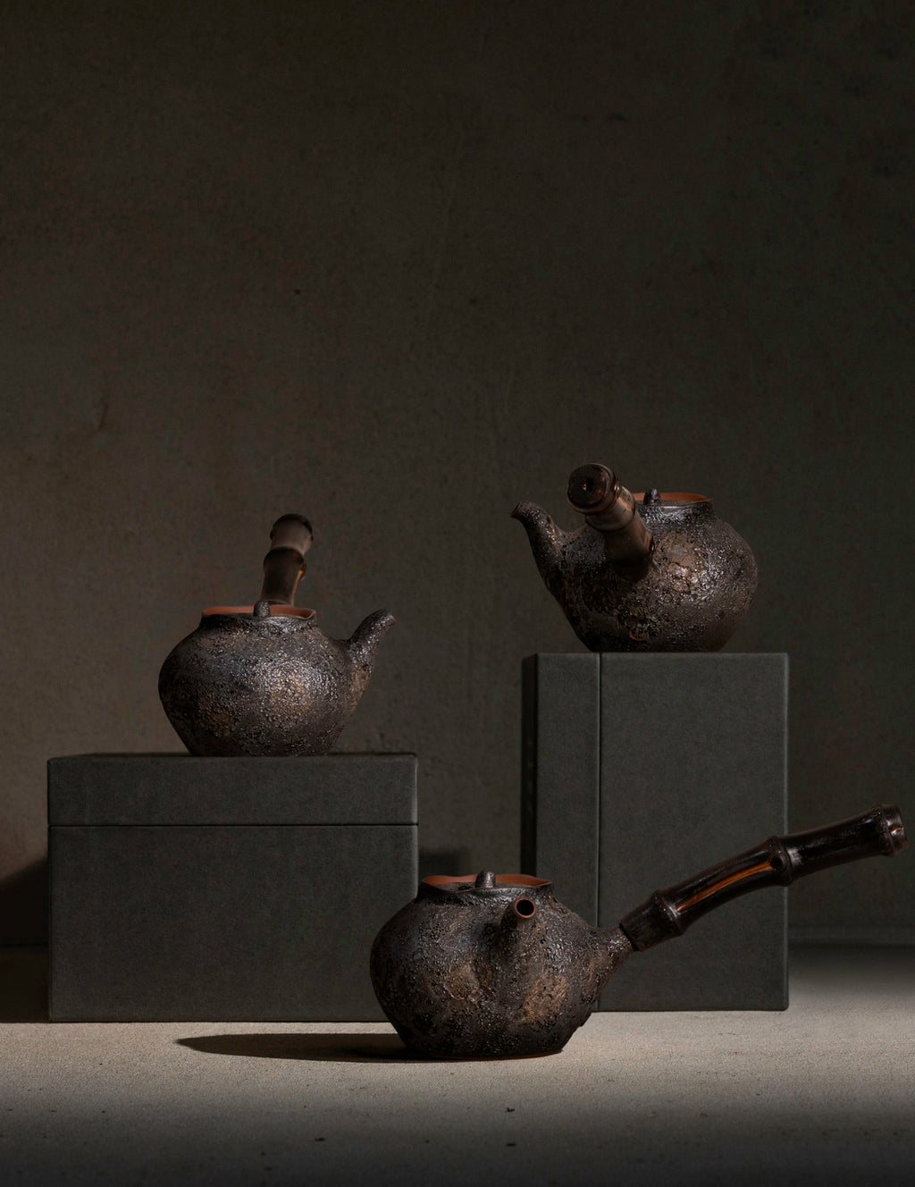 Charcoal Teapot | 250ml | Bamboo Handle