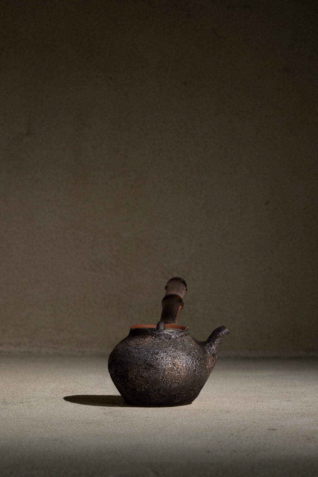 Charcoal Teapot | 250ml | Bamboo Handle