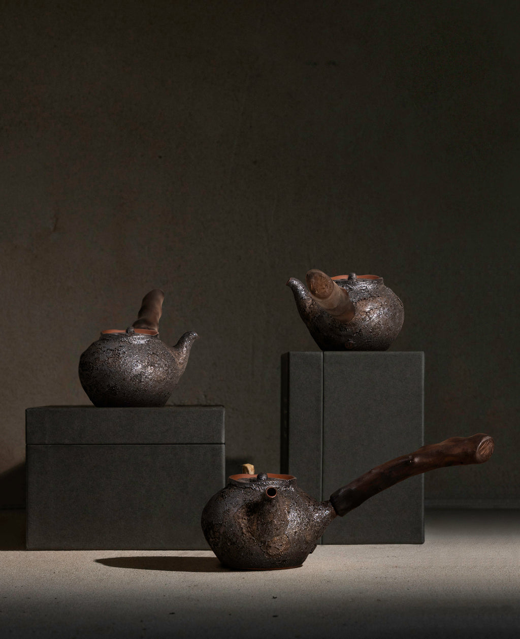 Charcoal Teapot | 250ml | Wood Handle
