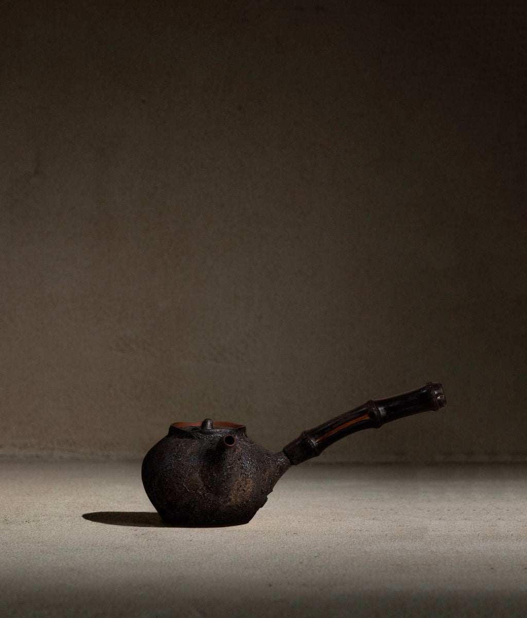Charcoal Teapot | 250ml | Bamboo Handle