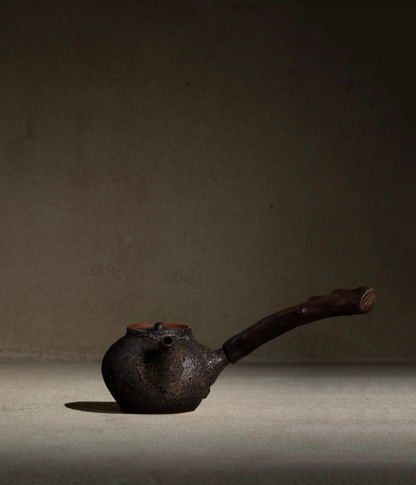 Charcoal Teapot | 250ml | Wood Handle