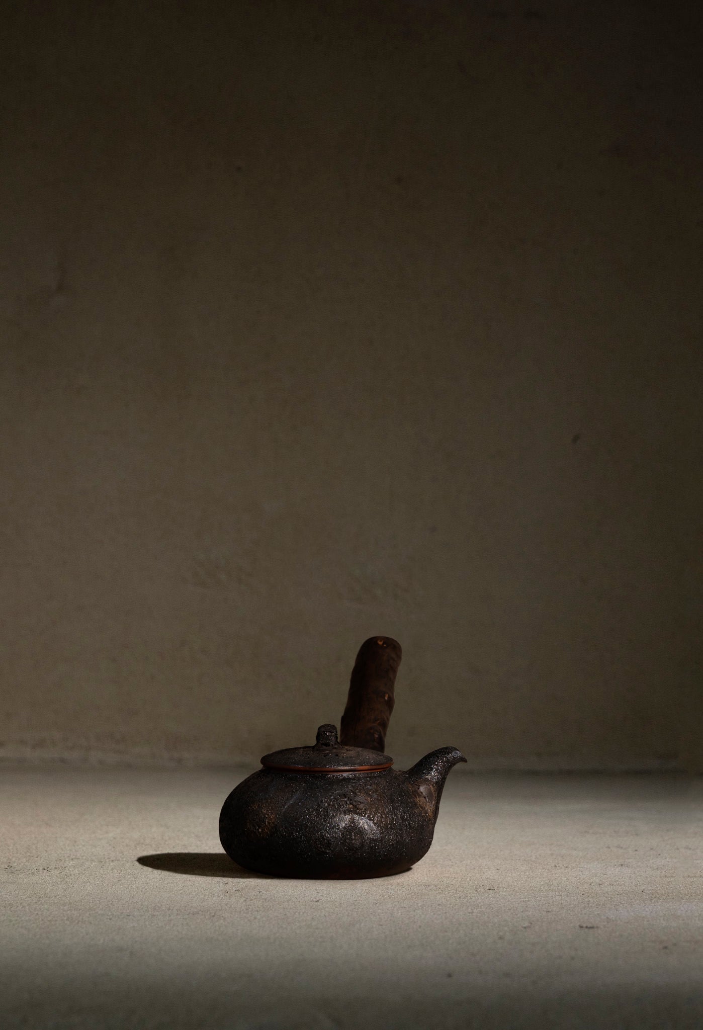 Charcoal Teapot | 450ml | Wood Handle
