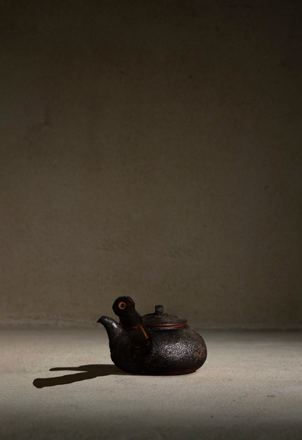 Charcoal Teapot | 450ml | Bamboo Handle