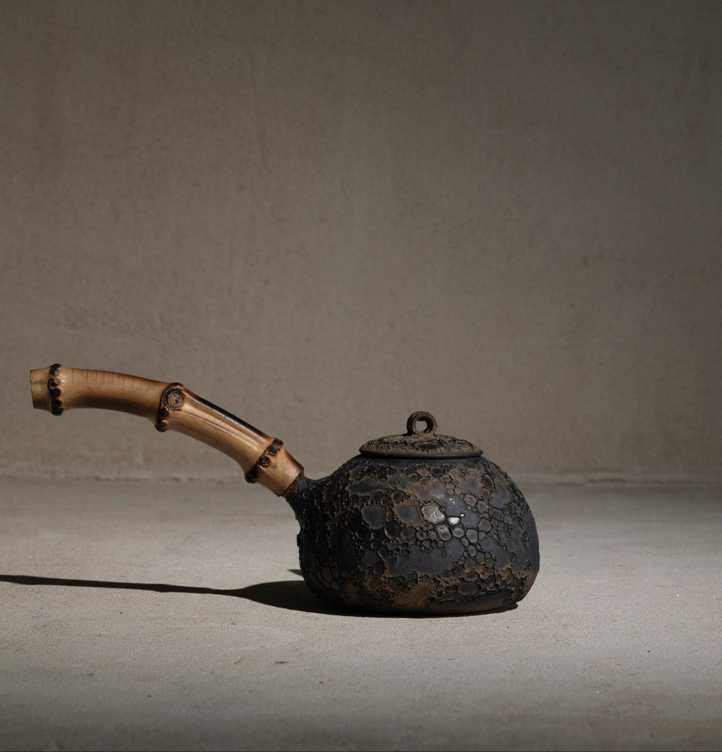 Wabi Wood Handle Teapot | 700-800ml