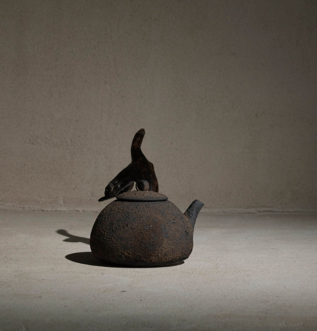 Wabi Wood Handle Teapot | 700-800ml