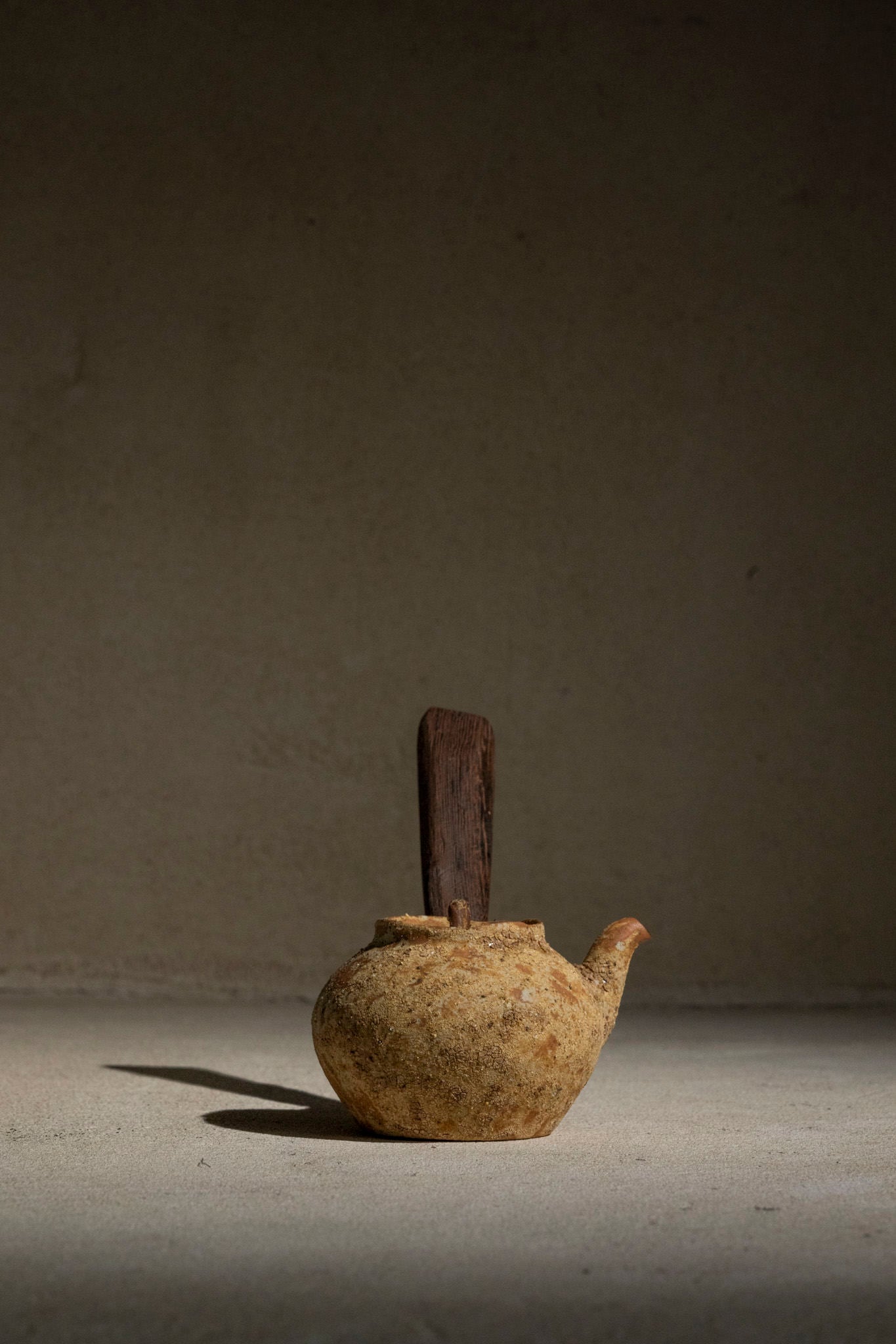 Wood Handle Teapot 250ml Light
