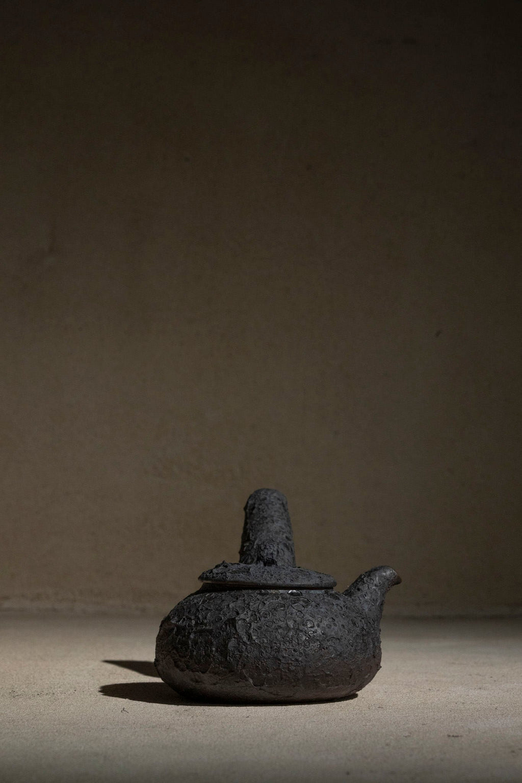 Clay Handle Teapot Charcoal