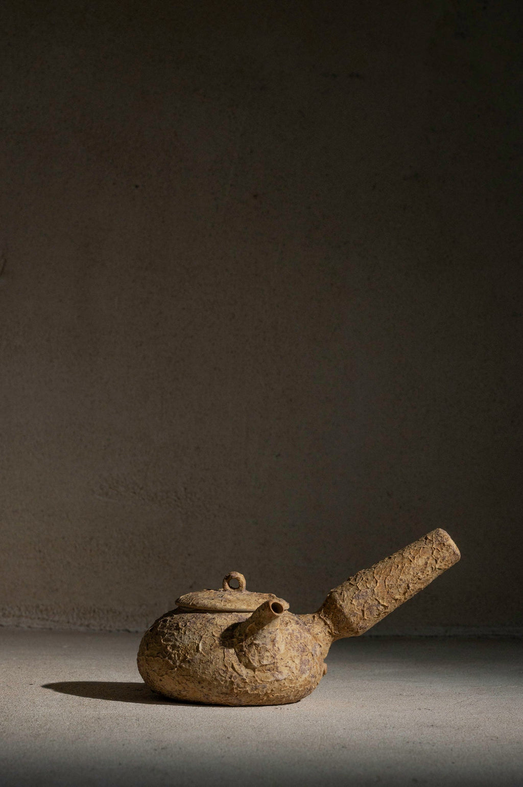 Clay Handle Teapot Light