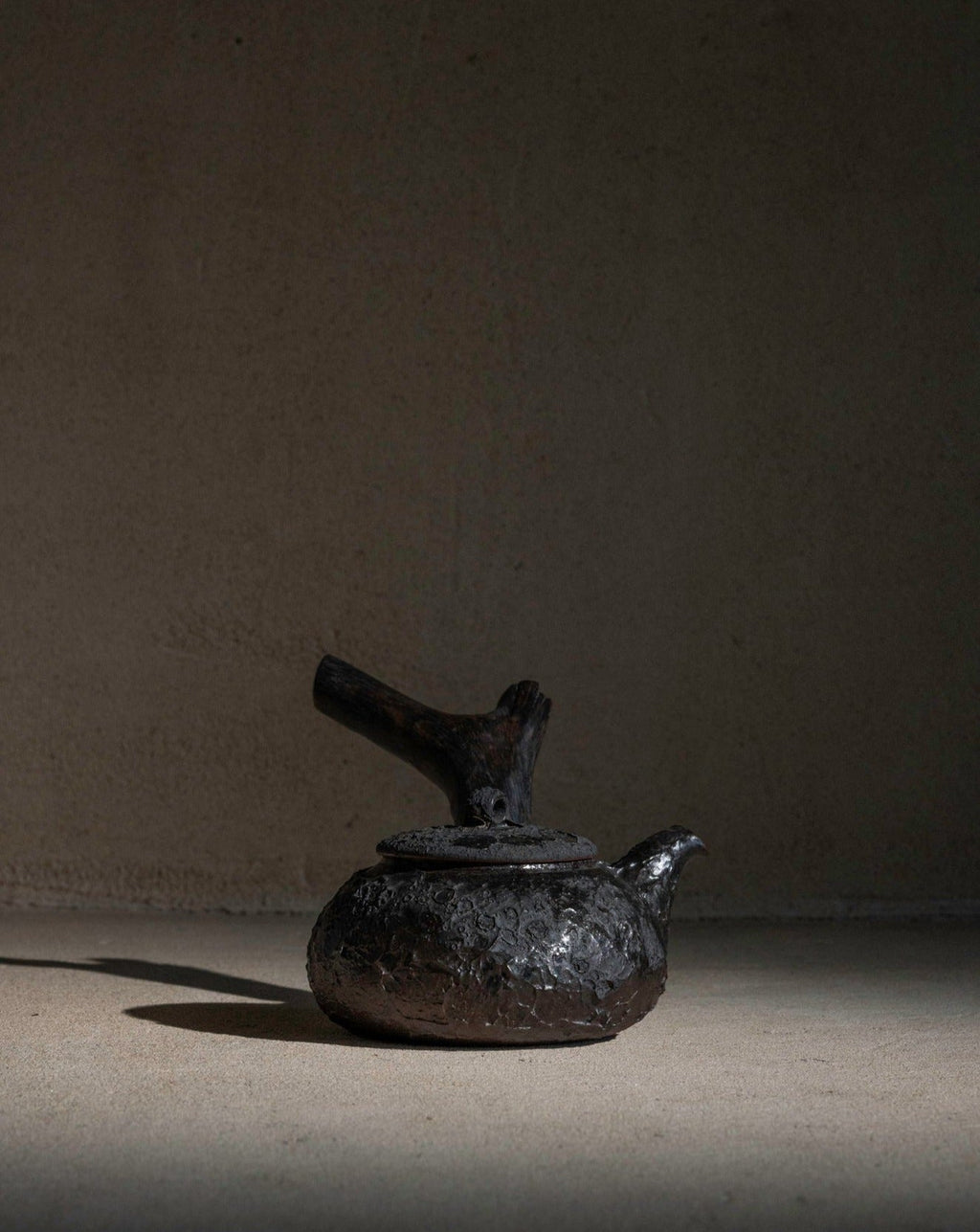 Wood Handle Teapot 450ml Charcoal